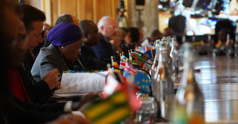 commonwealthsec's tweet photo. 🌏 Trade wars. Supply shocks. Climate crises.
@BalchinNeil Economic Adviser @CommonwealthSec, shares how #Commonwealth countries aim to grow trade resilience through collaboration, innovation & green growth ahead of #CTMM & #CBS2025 in #Namibia.
Read more 👇
#CommonwealthTrade