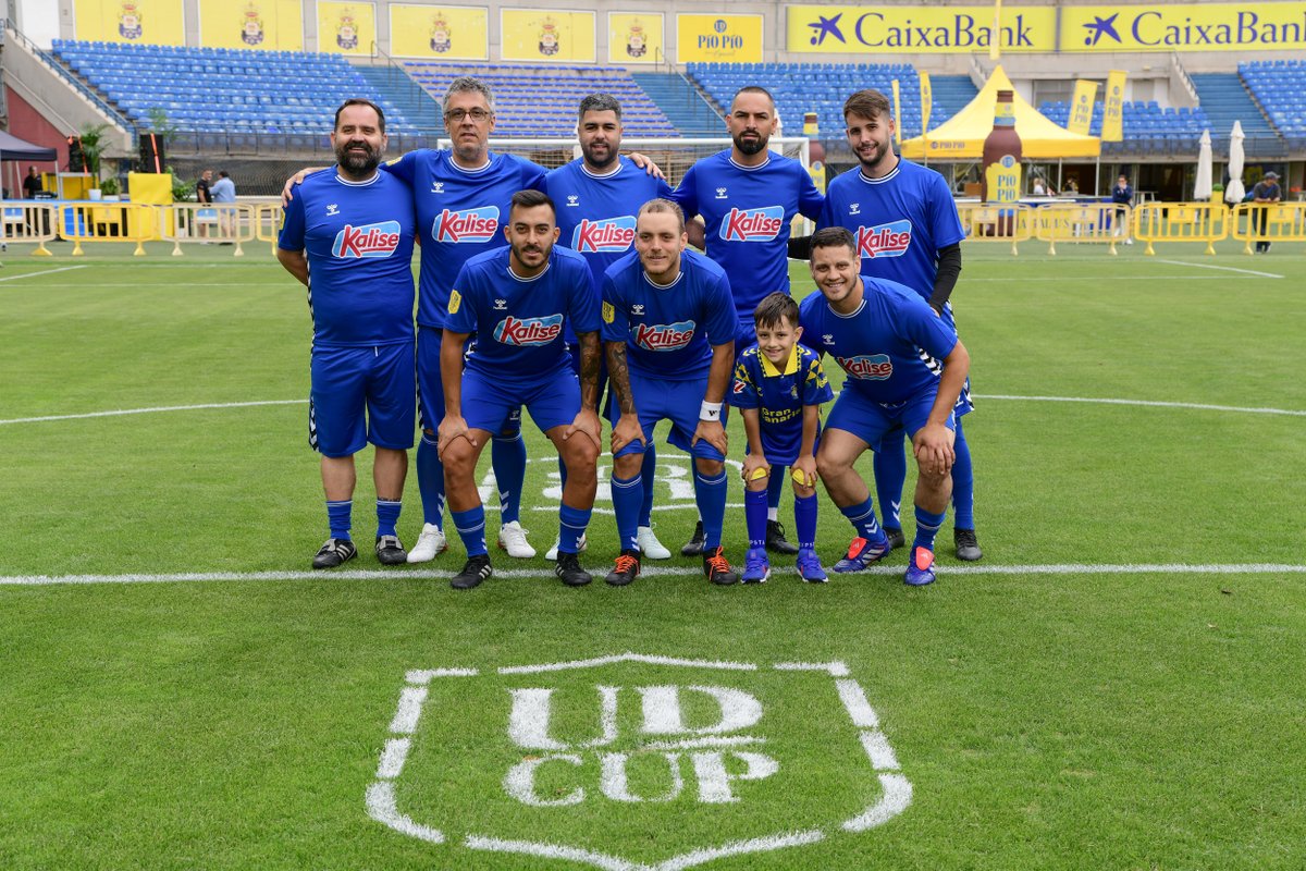 UDLP_Oficial's tweet photo. 📸 ¡Descubre los equipos que han participado en la #UDCup!
😍 ¡Gracias por acompañarnos!
1️⃣ @HiperDino_, Kalise, @BinterCanarias, @HPS_Hospitales (1/4)
#LaUniónHaceLasPalmas | #SeremosMásUnión https://t.co/56lLm50Jcn