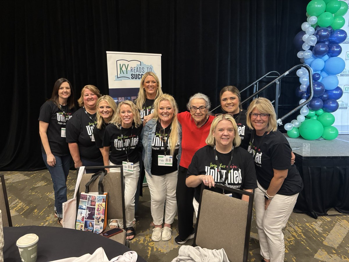 carriebholloway's tweet photo. I definitely was working on my Reading at the #KyReadsToSucceed summer conference #TMGenius #summerselfiechallenge https://t.co/a3EYoUgEx1