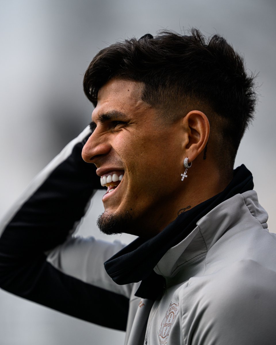 😁🇪🇨

#SomosBayer04 🖤❤️