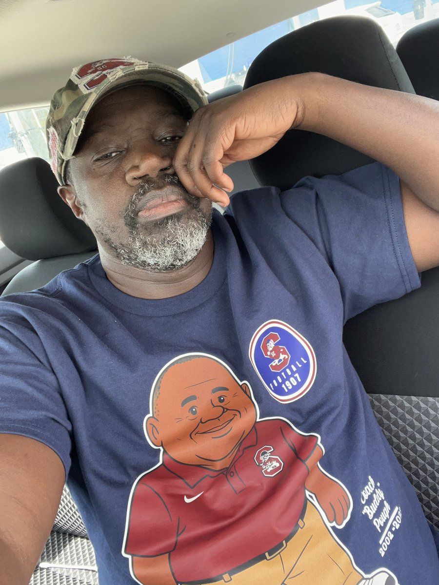 maccexclusives2's tweet photo. Still Blessed and Still Reppin! The Greatest HBCU of all times, one of the Greatest Coaches of all times! #scstatefootball #scstatebulldogs #TheLegacyContinues #19andCounting
https://t.co/G2BDCtsW93 https://t.co/LQ26ysfd6U