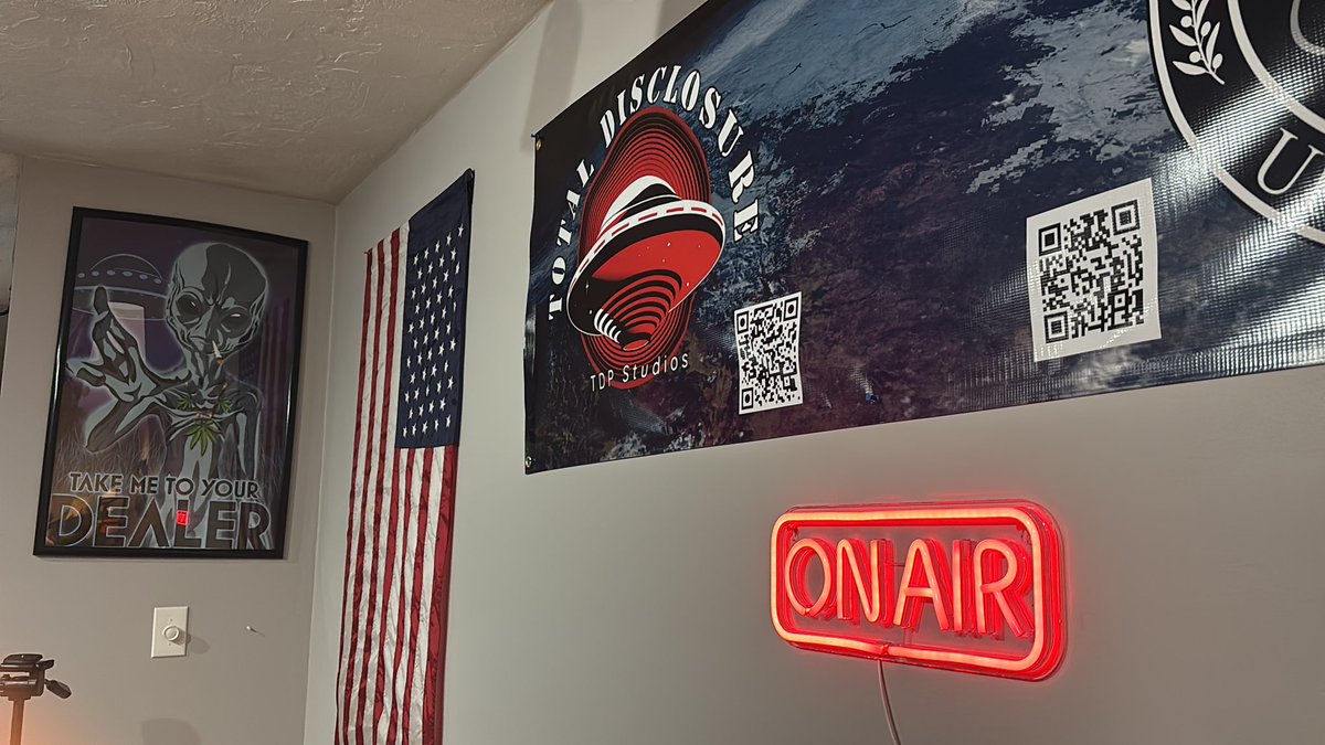 DisclosurePod's tweet photo. Today! 
The Studio is going On Air for the First Show:) 

Huge Shout out to @engineeringinft for coming in today! 

#ufoX #TotalDisclosure https://t.co/5uDtE3Ipf0