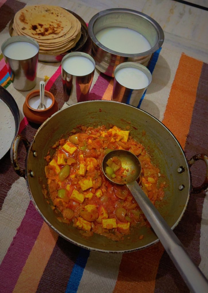 भ्यालू करल्यों 😇

14-06-25
🥘🥞🥛❤️