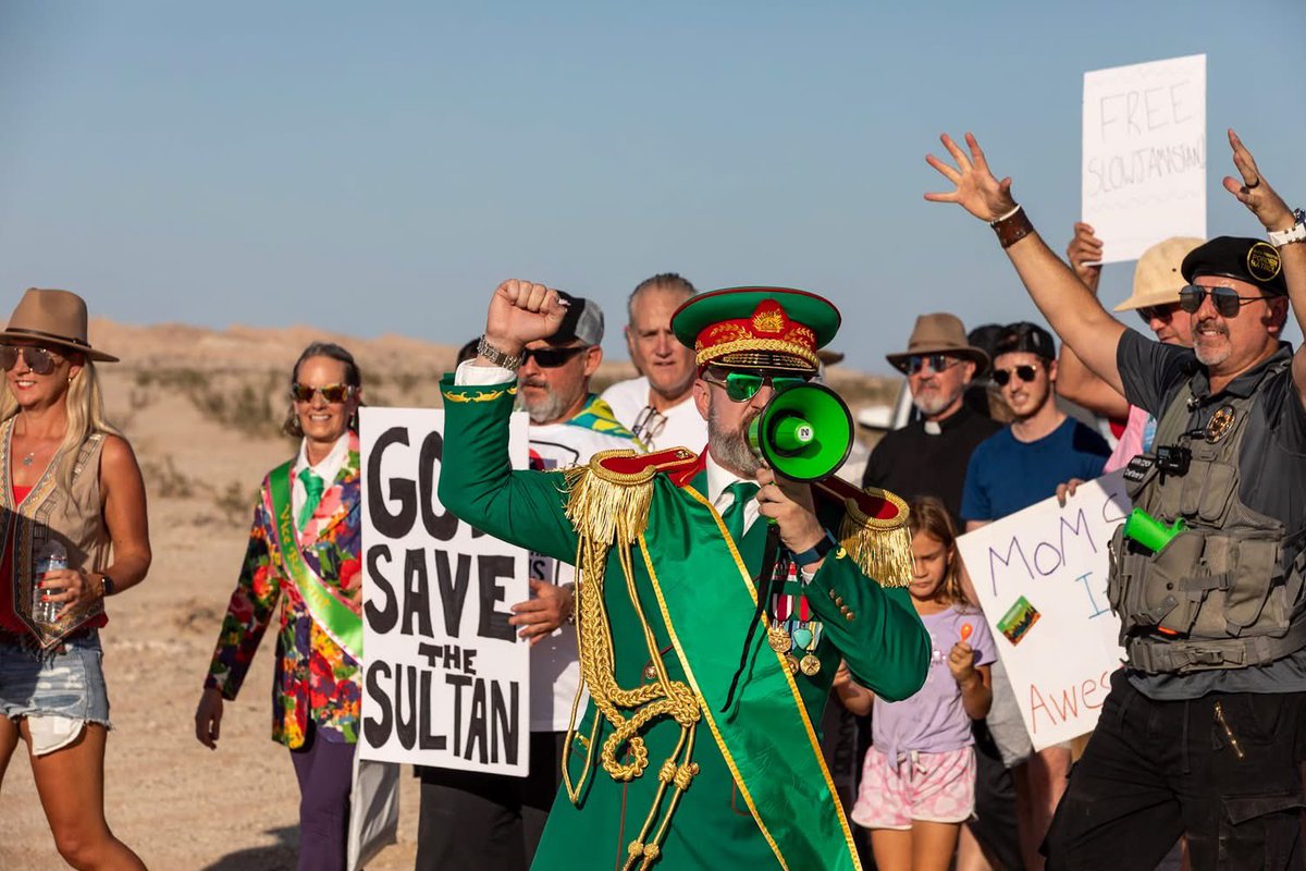 Republic of Slowjamastan tweet media