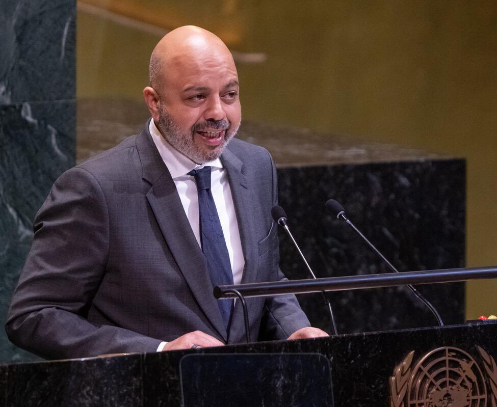 ألقت دولة الكويت بيان بالنيابة عن دول مجلس التعاون الخليجي، في جلسة ESS 10 بشأن فلسطين.

اهم ما ورد في البيان:

🔹 اكد على أن إسرائيل تنتهج سياسة فوضى من خلال انتهاك سيادة الدول، وارتكابها إبادة جماعية، واستخدام التجويع كأداة حرب، وتعريض أمن المنطقة للخطر، وتجاوز مبادئ القانون