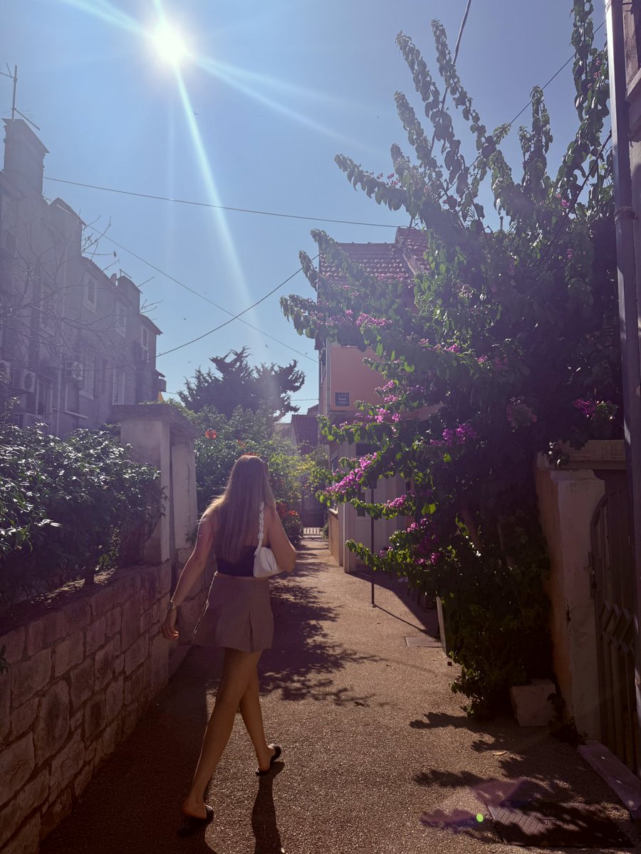 🇭🇷✨🌸☀️🤍