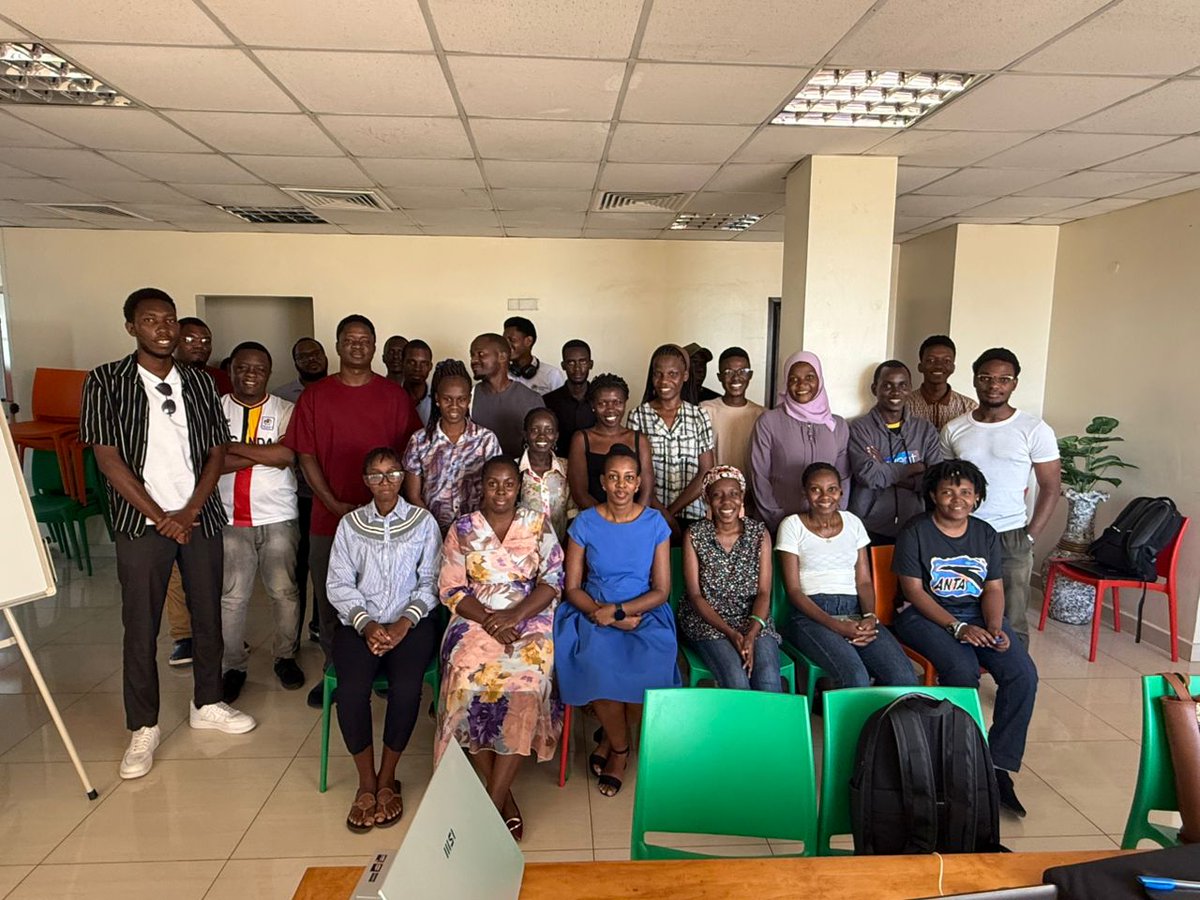 pyladieskla's tweet image. The data was visualised and then we were visualised. An absolutely wonderful time was had today.
Thank you to every one of you that showed up today.
Our speaker @1lamerckkavuma thank you for your wonderful insights.