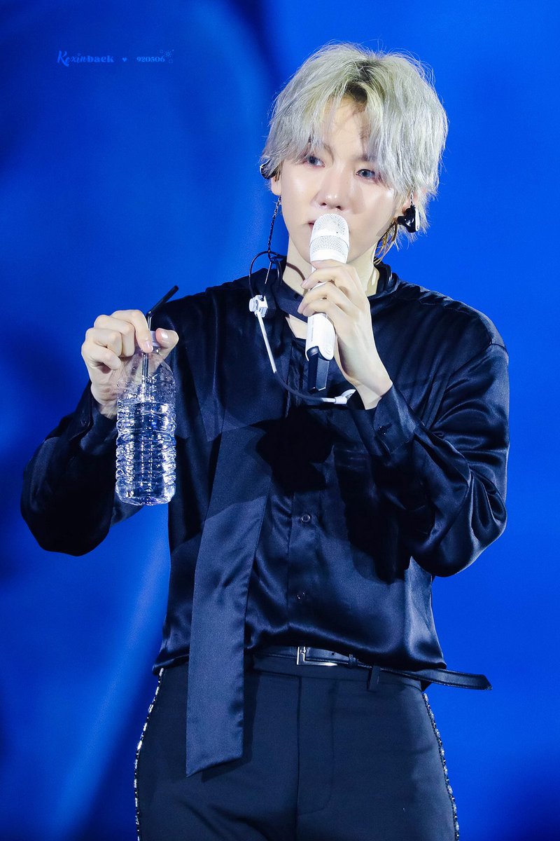 250608 Reverie in SEOUL

귀여워…υ´•  •`υ 

#백현 #BAEKHYUN #ベッキョン
<a href="/B_hundred_Hyun/">Baekhyun_EXO</a>