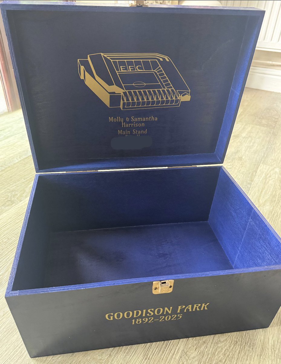 Molly Harrison (@mollyoharrison) on Twitter photo Thank You <a href="/bellaMac73/">Wee Bella1973</a> for this boss Goodison Park keepsake box! Personalised with me and my mum’s stand, row and seats🤩 Can’t wait to put all our memorabilia from the final match and season inside💙 Thank You <a href="/bellaMac73/">Wee Bella1973</a> for this boss Goodison Park keepsake box! Personalised with me and my mum’s stand, row and seats🤩 Can’t wait to put all our memorabilia from the final match and season inside💙