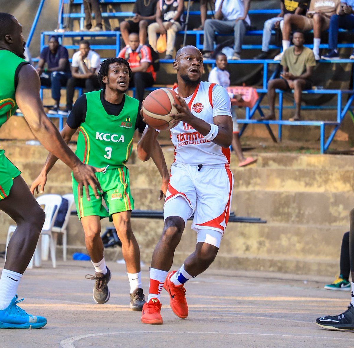 End of Q 1
Down after 10 minutes 

Sommet -09
          KCCA -17
#SpiritOfAWarrior