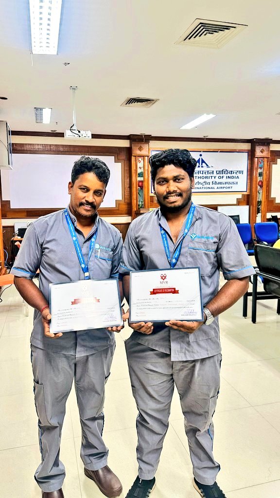 aaiclcairport's tweet photo. AAI (#എയർപോർട്ട് അതോറിറ്റി ഓഫ് ഇന്ത്യ) #ലോകരക്തദാനദിനം 2025 ആഘോഷിക്കുന്നതിന്റെ ഭാഗമായി കോഴിക്കോട് എയർപോർട്ടിൽ രക്തദാന ക്യാമ്പ് സംഘടിപ്പിച്ചു. ഈ പരിപാടിയിൽ #MVR കാൻസർ സെന്ററും റിസർച്ച് ഇൻസ്റ്റിറ്റ്യൂട്ടും (#MVRCCRI) #ലയൻസ് ക്ലബ്, കണ്ടോട്ടി എന്നിവരുമായി സഹകരിച്ചു. https://t.co/s2DaM0W1Mm