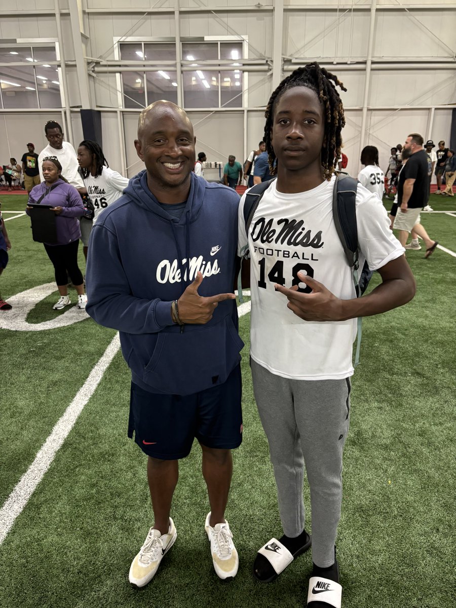 shamarnichols1's tweet image. Enjoyed camping at @OleMissFB Freshman season loading @CoachGMcDonald @_kbolden @ThardiN1235 @Tereif @ReggieBuchanan @CoachWill_QUIK @Rebels247 @BillyEmbody @MacCorleone74