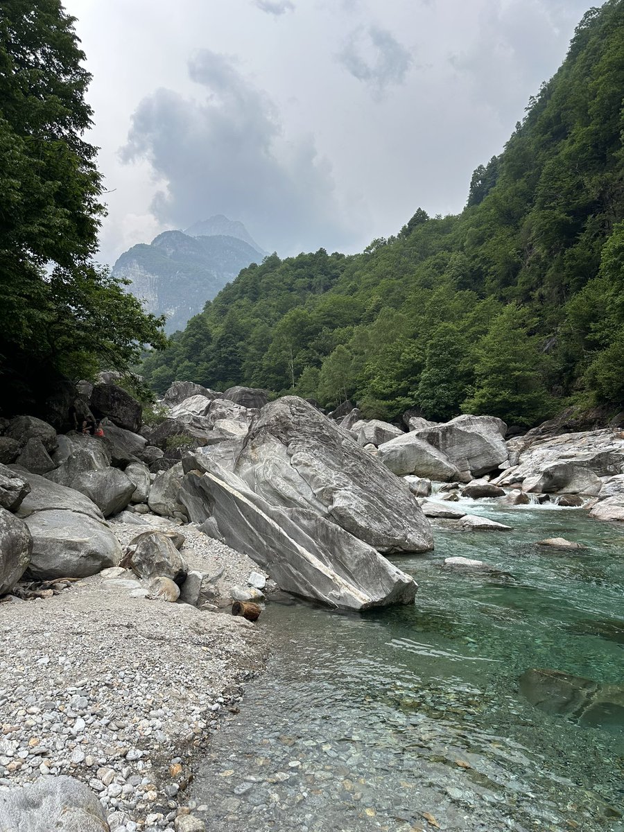 Pablogomez3's tweet image. How cute is Valle Verzasca?