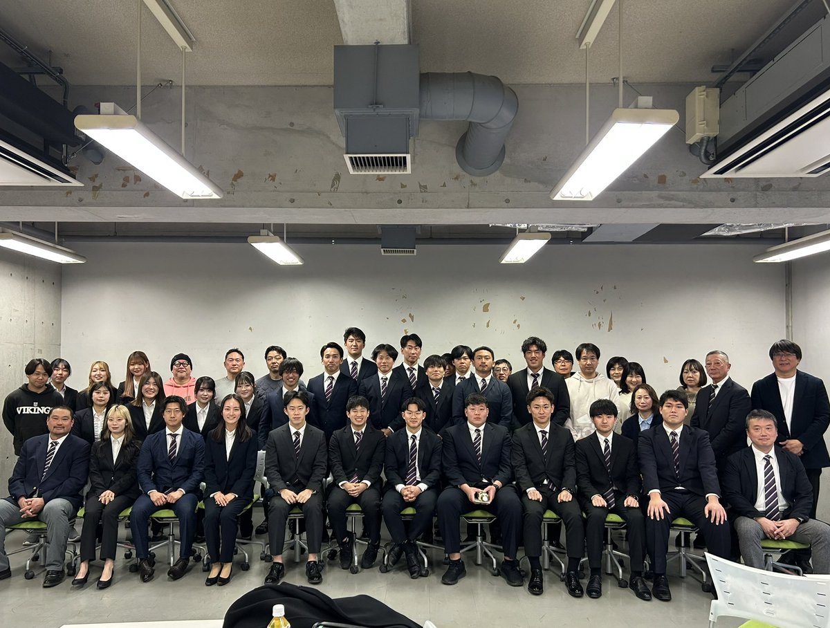 【2024年度納会】
2/23(日)に2024年度後期納会を執り行いました。
父母会、OB会をはじめ、義務化対象審判、そして日頃より合同で練習を行なっている埼玉Bulls Football Clubの監督様にもご参加いただきました。

#VIKINGS
#americanfootball 
#東洋大学
#東洋
#春から東洋