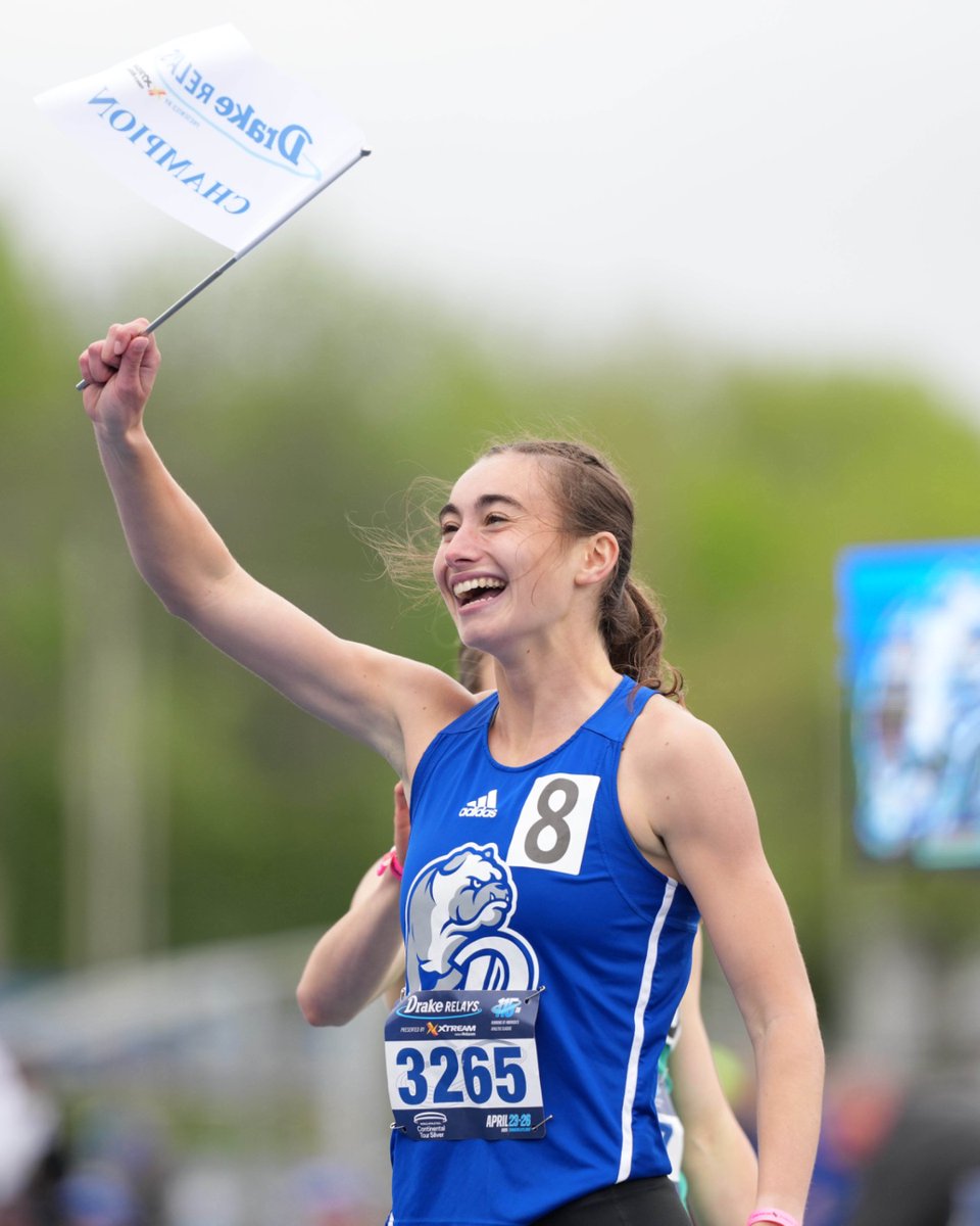 DrakeUniversity's tweet image. Des Moines' Hometown Champion 🏆
At the 2025 @DrakeRelays, recent Drake graduate Emilie Meyer won the University/College women's 800m.🥇Meyer became the first Bulldog to claim victory at the Drake Relays since Brooke Mullins' steeplechase triumph in 2023. 🤩
Congratulations,…