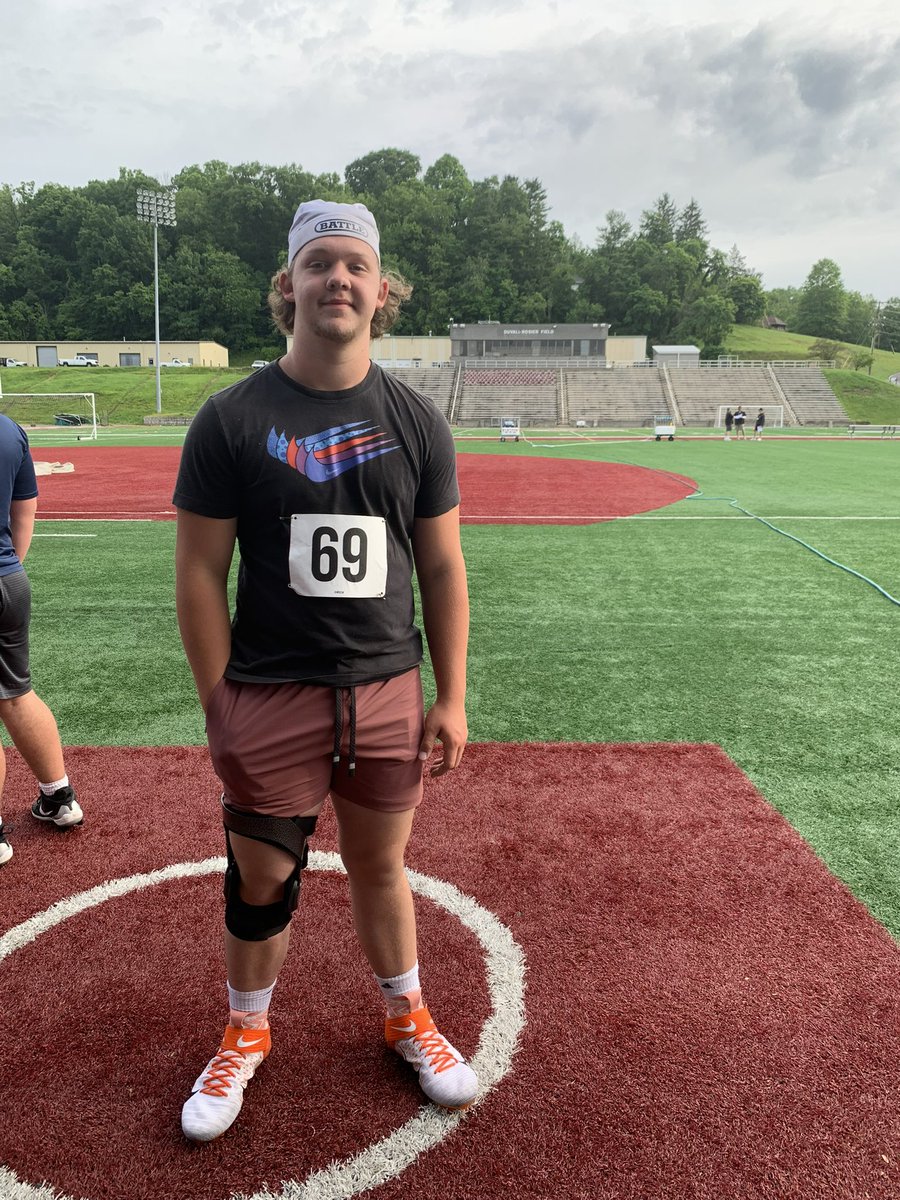 J_Barker09's tweet image. Thanks to @JuniorDayAth and @FairmontStateFB for a great camp this morning. Learned a ton and met some amazing coaches.