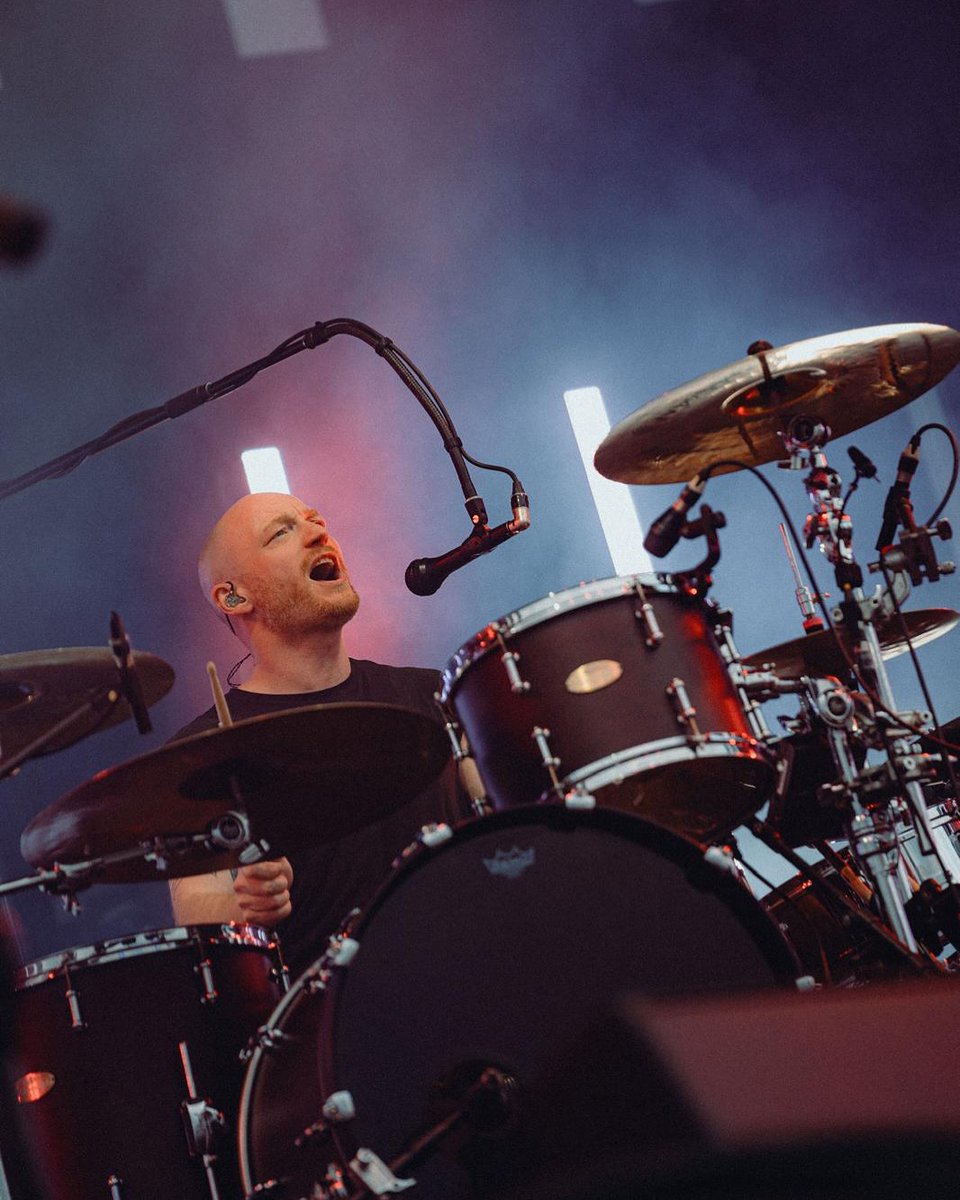 It's Biffy Clyro Appreciation Day! 

Some highlights from their shows at Rock Im Park Festival, Budapest Park, and Nova Rock Festival. Catch them tonight at the Rock for People Festival.  

"A Little Love" is out now on all streaming platforms!