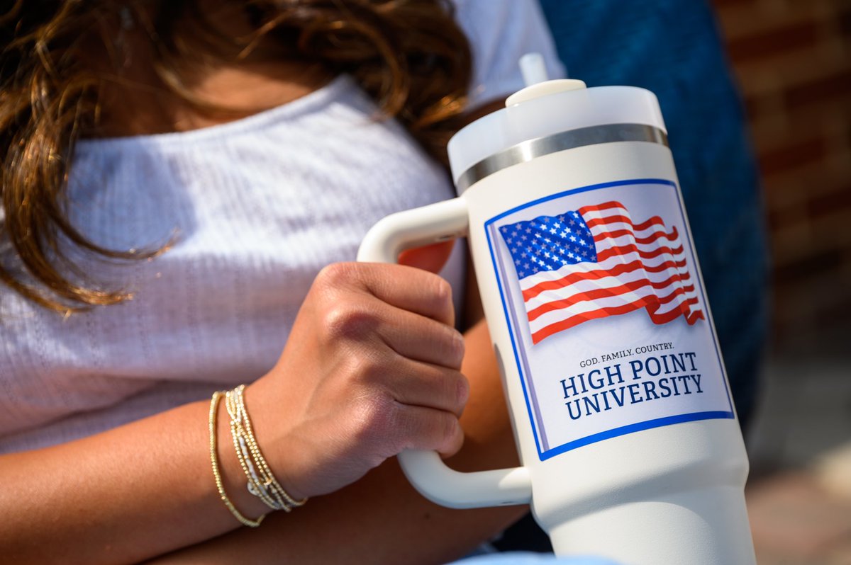 HighPointU's tweet image. Red, white & HPU! Happy Flag Day, Panthers! 🇺🇸
#HPU365 #FlagDay