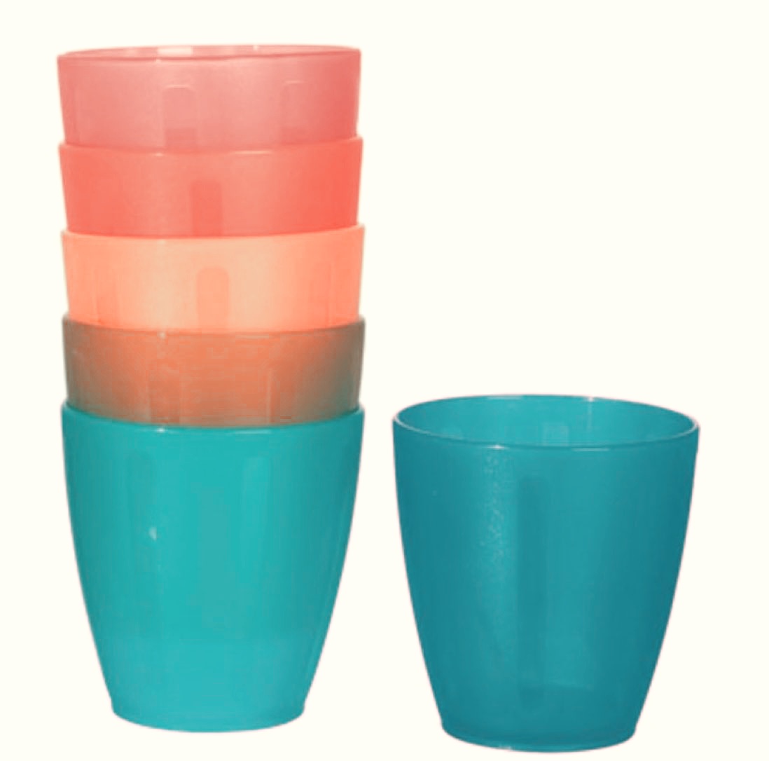 Diazinho07's tweet photo. L'eau dans ces verres elle était moins bonne https://t.co/HmF08yXerq