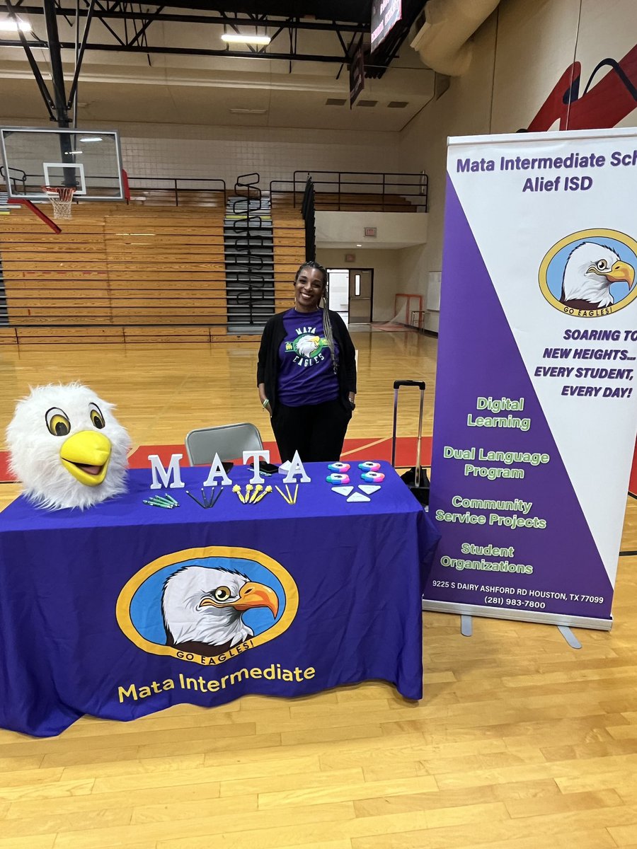 thecrystalexec's tweet image. Come see us today at the Innovative Program Showcase until 12:00!

Alief  Taylor High School
In the Gym
7555 Howell Sugarland Rd