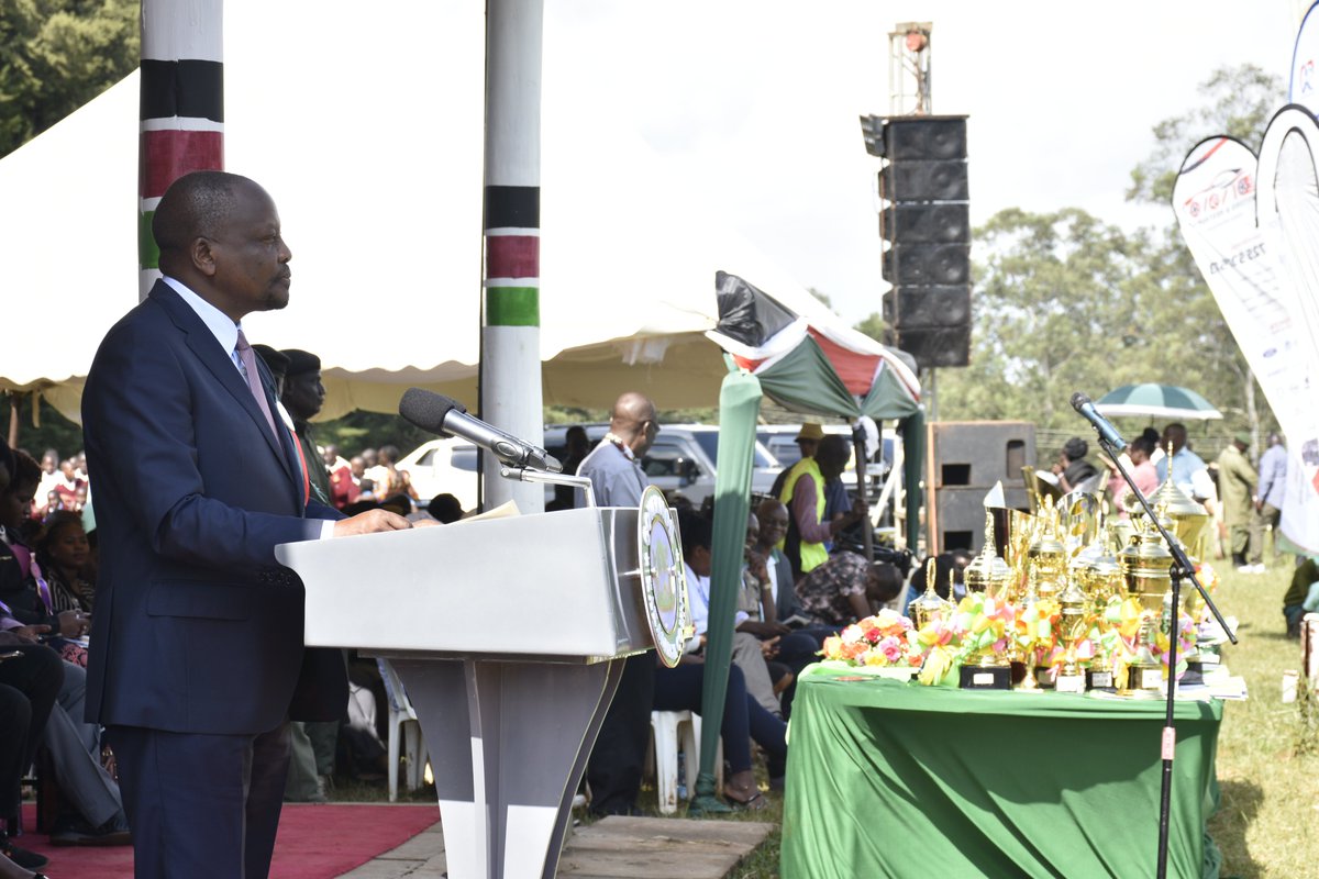 ADSWesternR's tweet photo. The @AgriSocietyOfKe Kakamega Branch came to a close, and we were honored to receive awards from the guest of honor, CS Sen. Mutahi Kagwe:
🏆The Best NGO Project Stand
🏆The Best Organization Supporting and Promoting Community Projects
#ADSWestern
1/3 https://t.co/90rYxjuPTT