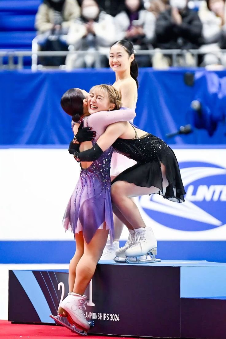 midorimoonlight's tweet image. kaori and wakaba have been in the sport for so long, but it’s only in the last seasons that they’ve really been able to break through. i hope they can enjoy this olympic season together ! ❤️