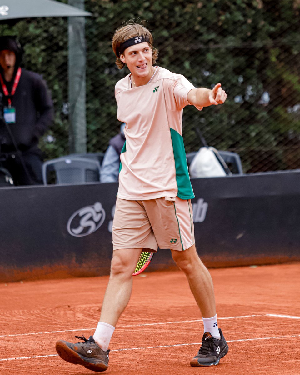 ✈️Próximo destino: primera final de Challenger 

<a href="/Lautaromidonn/">Lautaro Midon</a> 🇦🇷 se hace fuerte en Argentina y se metió en la definición del AAT Challenger Santander edición Santa Fe 👏

🔝 Entró al top 300
✅ 6-2 y 6-1 a Dali Blanch 🇺🇸
🔜 Collarini 🇦🇷 o Reis Da Silva 🇧🇷