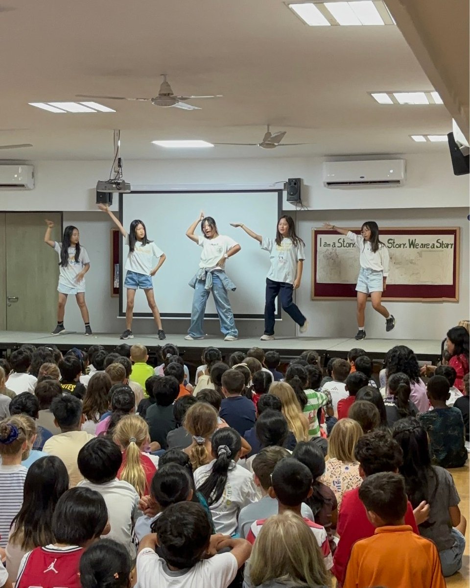 Stonehill_SIS's tweet image. To honour those moving on, we came together on the last day before the summer break for a lively farewell celebration featuring energetic drum jams, heartwarming performances by our primary students, and thoughtful gift giveaways.
#SISlearns #IBWorldSchool