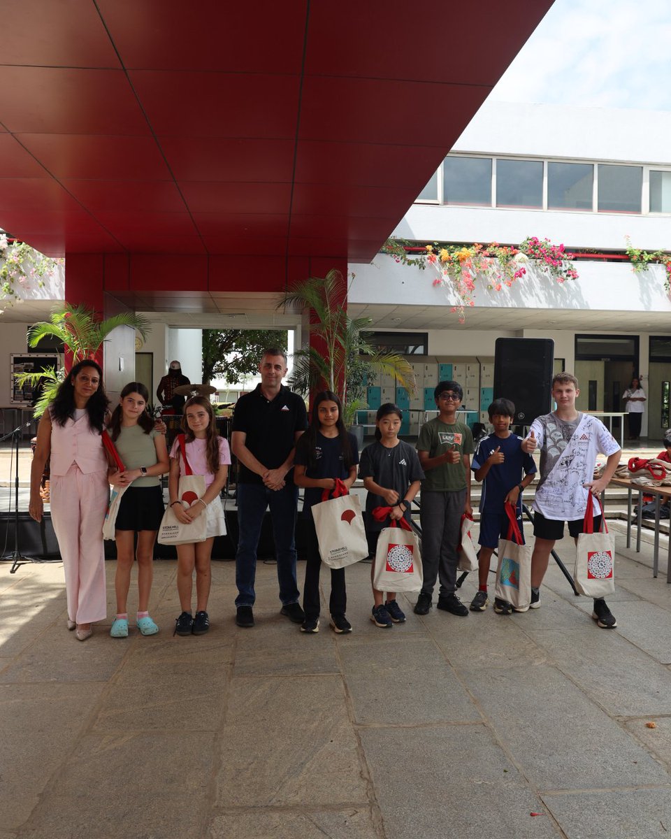Stonehill_SIS's tweet image. To honour those moving on, we came together on the last day before the summer break for a lively farewell celebration featuring energetic drum jams, heartwarming performances by our primary students, and thoughtful gift giveaways.
#SISlearns #IBWorldSchool
