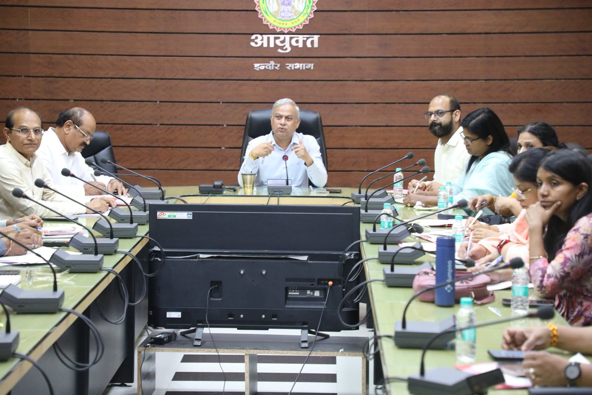 Indore Commissioner (@comindore) on Twitter photo рдЕрдВрддрд░реНрд░рд╛рд╖реНрдЯреНрд░реАрдп рдпреЛрдЧ рджрд┐рд╡рд╕ 21 рдЬреВрди рдХреЛред
рдЗрдВрджреМрд░ рд╕рдВрднрд╛рдЧ рдореЗрдВ рдкрдВрдЪрд╛рдпрдд рд╕реЗ рд▓реЗрдХрд░ рдЬрд┐рд▓рд╛ рд╕реНрддрд░ рддрдХ рд╣реЛрдВрдЧреЗ рд╕рд╛рдореВрд╣рд┐рдХ рдпреЛрдЧ рдХреЗ рдХрд╛рд░реНрдпрдХреНрд░рдоред
Read more: facebook.com/share/p/19G3XCтАж
#JansamparkMP
#indore
#рдЗрдВрджреМрд░
#InternationalYogaDay
#yogaday рдЕрдВрддрд░реНрд░рд╛рд╖реНрдЯреНрд░реАрдп рдпреЛрдЧ рджрд┐рд╡рд╕ 21 рдЬреВрди рдХреЛред
рдЗрдВрджреМрд░ рд╕рдВрднрд╛рдЧ рдореЗрдВ рдкрдВрдЪрд╛рдпрдд рд╕реЗ рд▓реЗрдХрд░ рдЬрд┐рд▓рд╛ рд╕реНрддрд░ рддрдХ рд╣реЛрдВрдЧреЗ рд╕рд╛рдореВрд╣рд┐рдХ рдпреЛрдЧ рдХреЗ рдХрд╛рд░реНрдпрдХреНрд░рдоред
Read more: facebook.com/share/p/19G3XCтАж
#JansamparkMP
#indore
#рдЗрдВрджреМрд░
#InternationalYogaDay
#yogaday