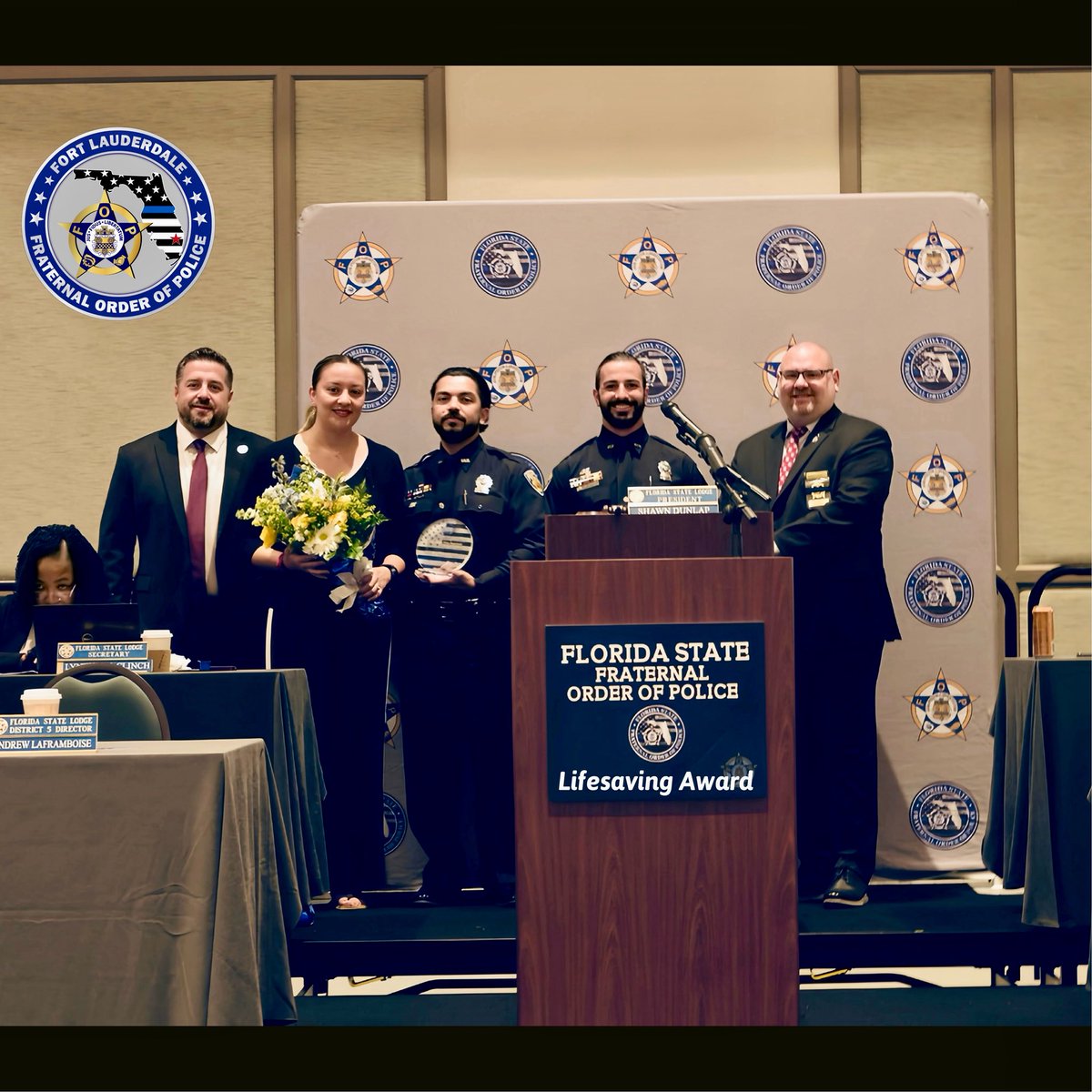 FtLFOP's tweet image. 🚨 𝑯𝒆𝒓𝒐𝒊𝒔𝒎 𝑹𝒆𝒄𝒐𝒈𝒏𝒊𝒛𝒆𝒅🚨

Please join us in congratulating @ftlauderdalepd Officers Joseph Hoffman &amp;amp;Erick Flores, who were honored with the FOP Florida State Lodge 𝙇𝙞𝙛𝙚𝙨𝙖𝙫𝙞𝙣𝙜 𝘼𝙬𝙖𝙧𝙙 for their extraordinary courage and quick action that saved a life.