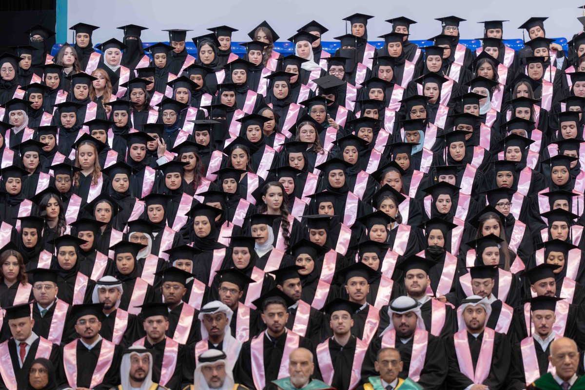 سلطان بن أحمد القاسمي يشهد حفل تخريج طلبة كلية العلوم الصحية بجامعة الشارقة

bit.ly/45ipi4O