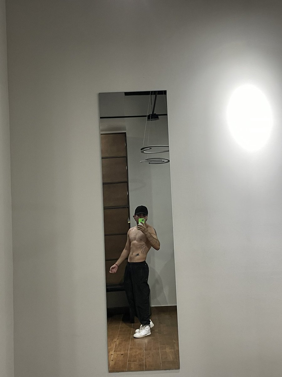 leon28_dl's tweet photo. https://t.co/yaYxEVJ9dT