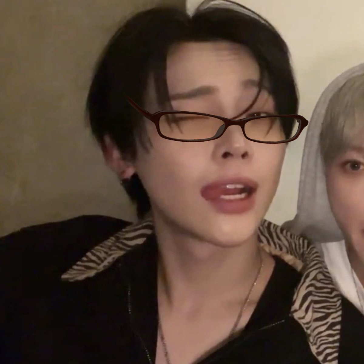 ejzoa's tweet photo. 닉 스 키 https://t.co/J3ZRgy1Zf1