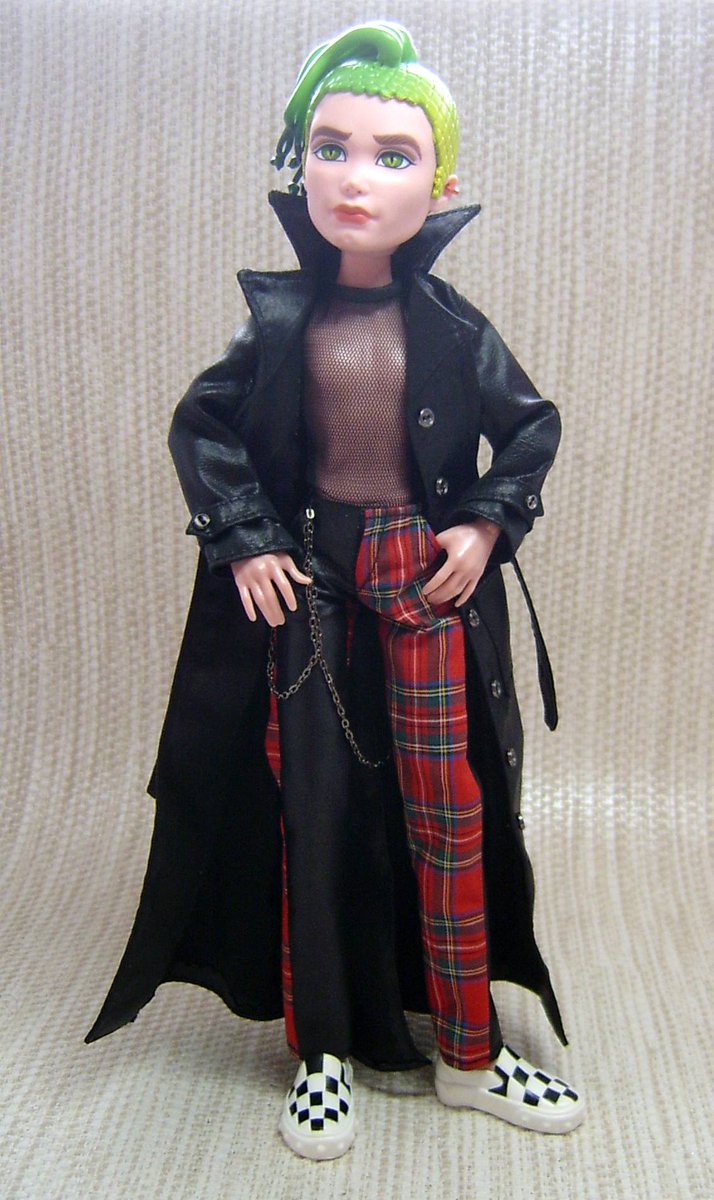 Angeliqueminis's tweet photo. Happy World Doll Day! https://t.co/0QfiVixXVy