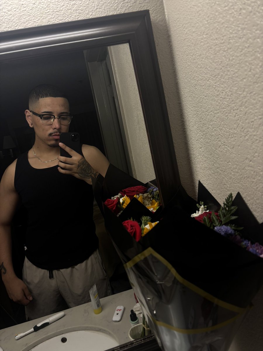 🤓