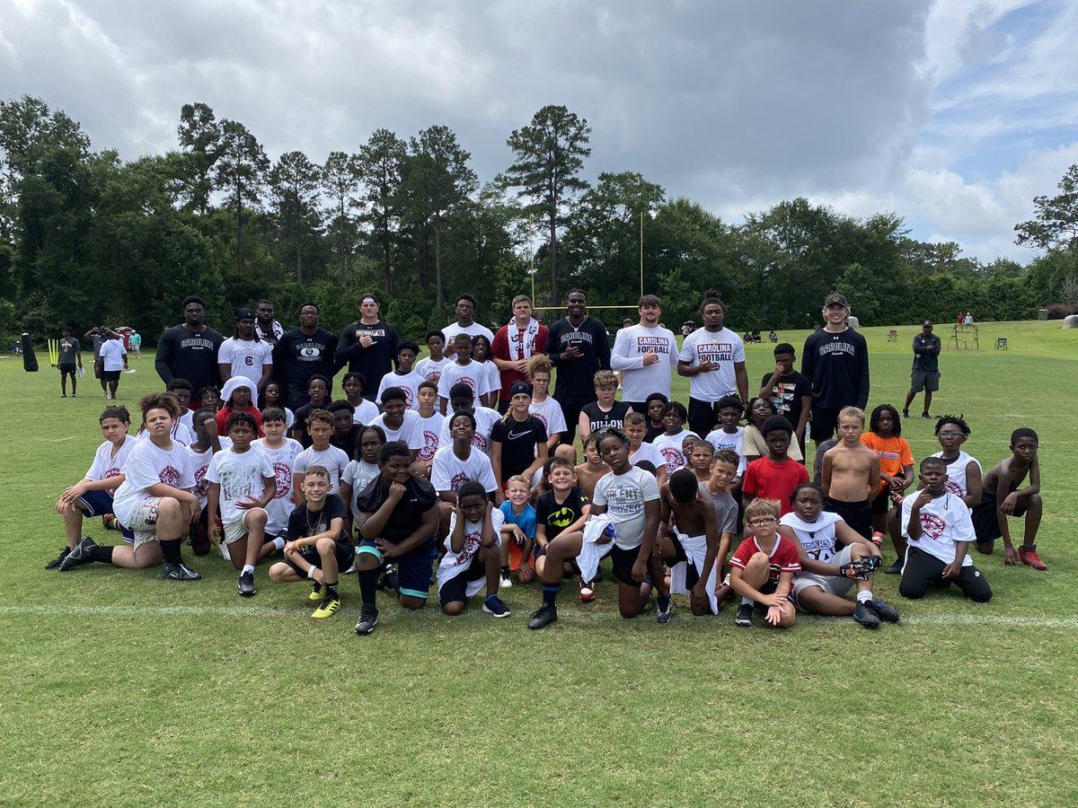 Kelvin Roller (@coachroller5) on Twitter photo Josiah Thompson USC Youth Football Camp in Dillon was a success! Big thanks to all of the USC players that worked the camp! π±πβ¦<a href="/JosiahtThompson/">BIGCAT</a>β© β¦<a href="/CoachSBeamer/">Shane Beamer</a>β© β¦<a href="/CoachTeasley/">Lonnie Teasley</a>β© β¦<a href="/CoachG_Adkins/">Greg Adkins</a>β© β¦<a href="/Dillon_Football/">Dillon Football</a>β© Josiah Thompson USC Youth Football Camp in Dillon was a success! Big thanks to all of the USC players that worked the camp! π±πβ¦<a href="/JosiahtThompson/">BIGCAT</a>β© β¦<a href="/CoachSBeamer/">Shane Beamer</a>β© β¦<a href="/CoachTeasley/">Lonnie Teasley</a>β© β¦<a href="/CoachG_Adkins/">Greg Adkins</a>β© β¦<a href="/Dillon_Football/">Dillon Football</a>β©