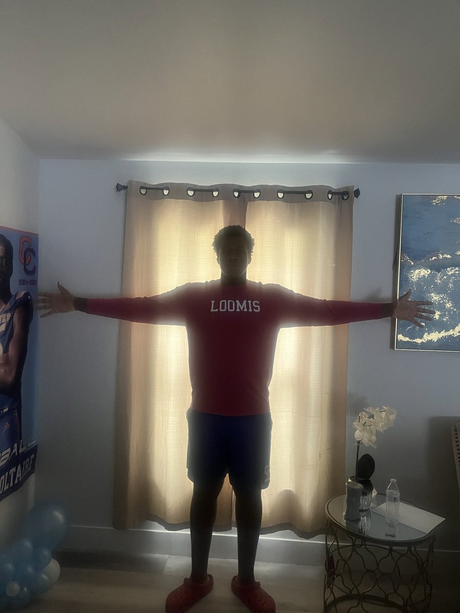 Caden Voltaire (@caden_voltaire) on Twitter photo Height: 6’6
Weight: 273
Wingspan: 86.5 inches
ATH: OT/DE/TE
Class of 2026 at <a href="/LoomisFootball/">Loomis Chaffee Football</a> <a href="/coachbanks9/">Adam Banks</a> <a href="/coachcurtis42/">Coach Curtis</a> Height: 6’6
Weight: 273
Wingspan: 86.5 inches
ATH: OT/DE/TE
Class of 2026 at <a href="/LoomisFootball/">Loomis Chaffee Football</a> <a href="/coachbanks9/">Adam Banks</a> <a href="/coachcurtis42/">Coach Curtis</a>