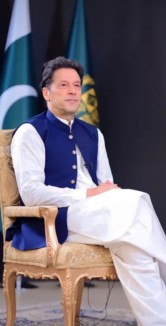𝑰𝒔𝒉𝒒_𝑨𝒂𝒕𝒊𝒔𝒉ⁱᴾⁱᵃⁿ🕊️❣️ (@monashezadi) on Twitter photo نا جھکنے والے نا ڈرنے والا۔۔۔
خان ہمارا۔۔۔
خان صاحب کی قید تنہائی کو ختم کیا جائے
<a href="/TeamiPians/">Team Insafians 𝗣𝗼𝘄𝗲𝗿</a>
#قید_تنہائی_کا_ٹارچر_نامنظور نا جھکنے والے نا ڈرنے والا۔۔۔
خان ہمارا۔۔۔
خان صاحب کی قید تنہائی کو ختم کیا جائے
<a href="/TeamiPians/">Team Insafians 𝗣𝗼𝘄𝗲𝗿</a>
#قید_تنہائی_کا_ٹارچر_نامنظور