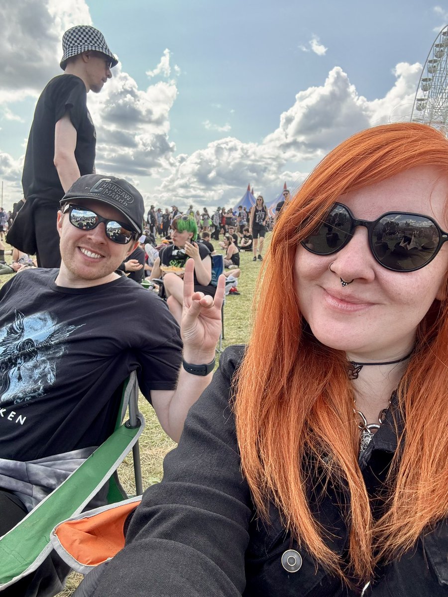 Ginger Freckled Girl🦇 tweet media