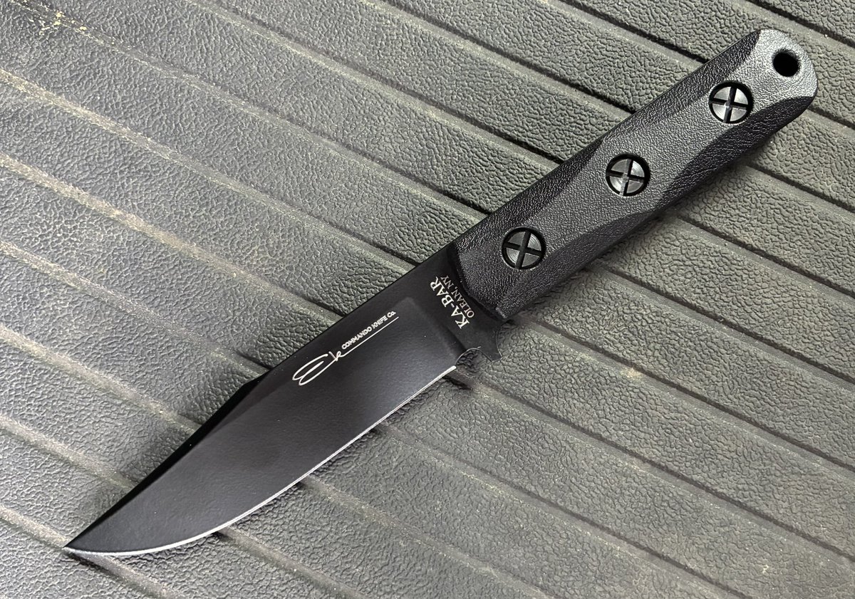 Ek Knives tweet media