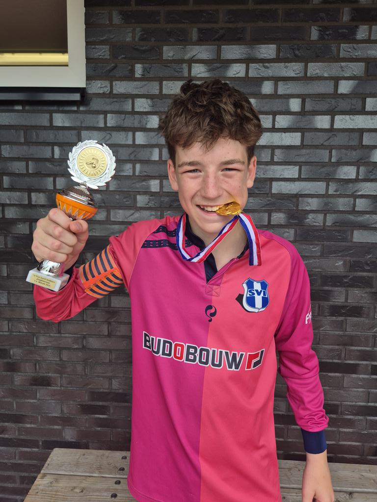 Papa's trotsen. Hard work pays off