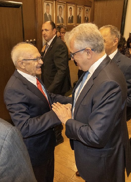 Contento de que se llevara a cabo una emotiva celebración en el Centro Libanés para conmemorar los 80 años de relaciones diplomáticas entre Líbano y México🇱🇧🤝🇲🇽. Se expusieron fotos y documentos históricos que narran la rica trayectoria de ambas naciones desde 1945