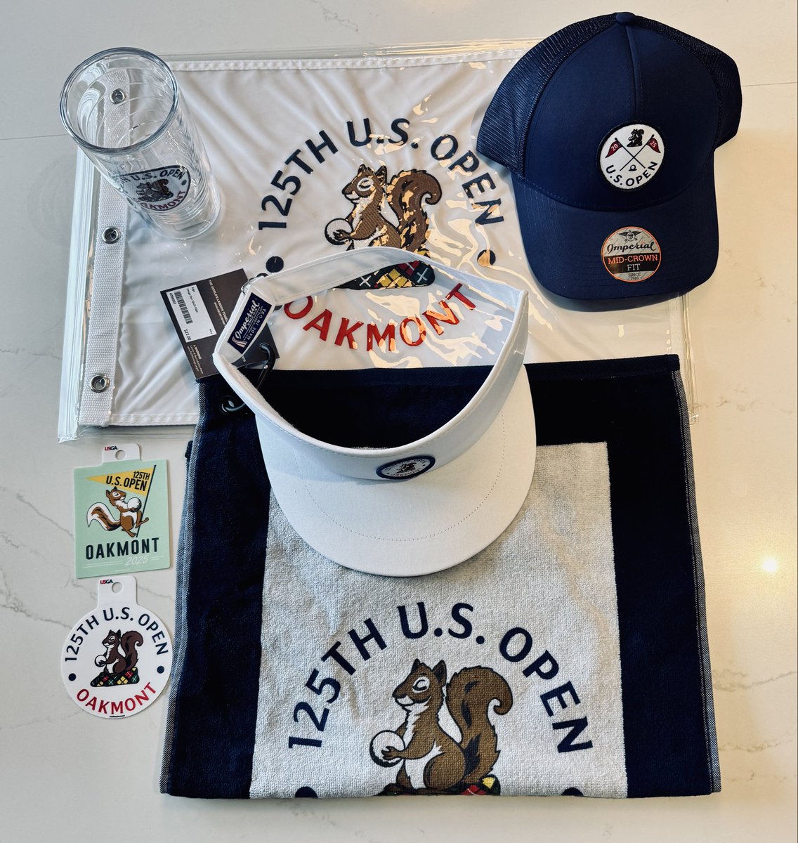 KylePorterNS's tweet image. Giveaway time. 🚨 

Tell me who wins and what the score is. First two to get it right get this gear from Oakmont.*

*Have to be subscribed to the Normal Sport newsletter before Sunday as well (link in bio).

Good luck!