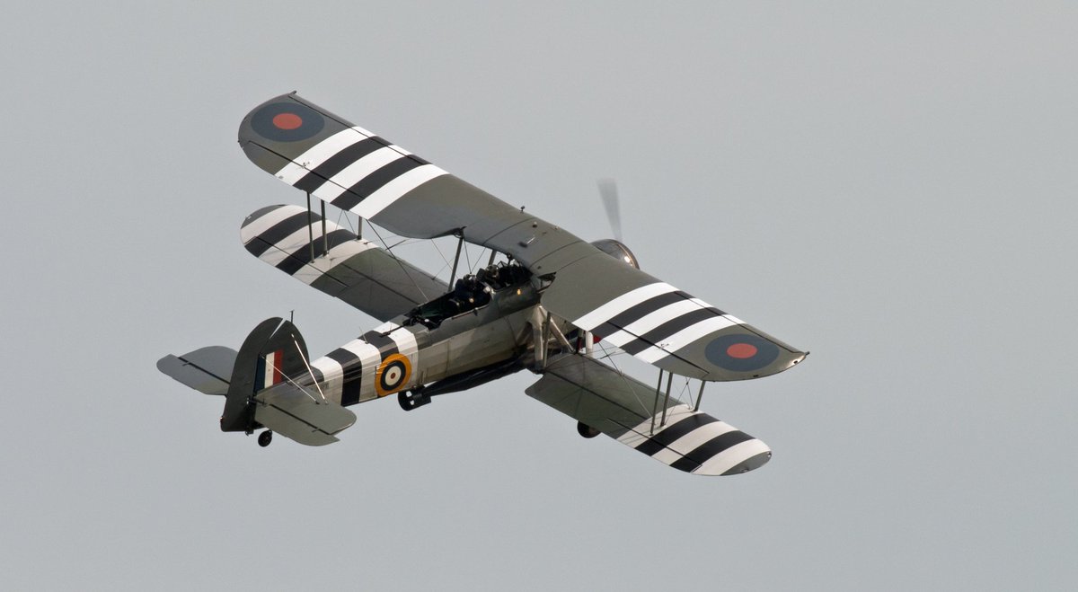 Funtera's tweet image. Next up from @cosfordairshow is the @NavyWingsUK Swordfish #avgeek #RAFCosfordAirshow