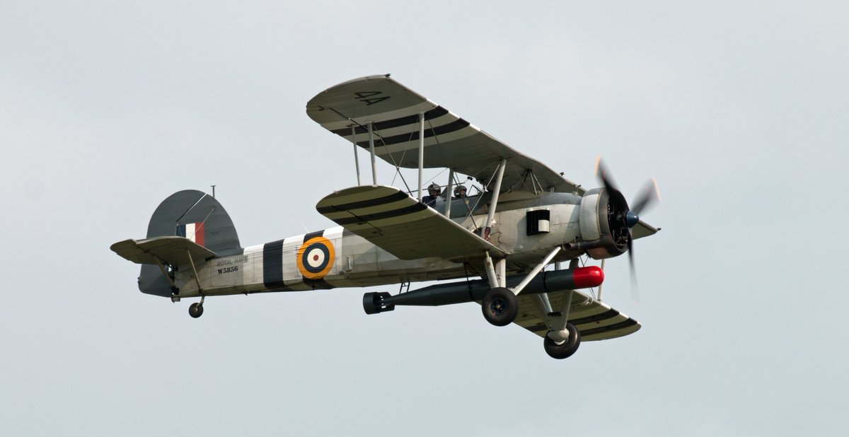 Funtera's tweet image. Next up from @cosfordairshow is the @NavyWingsUK Swordfish #avgeek #RAFCosfordAirshow
