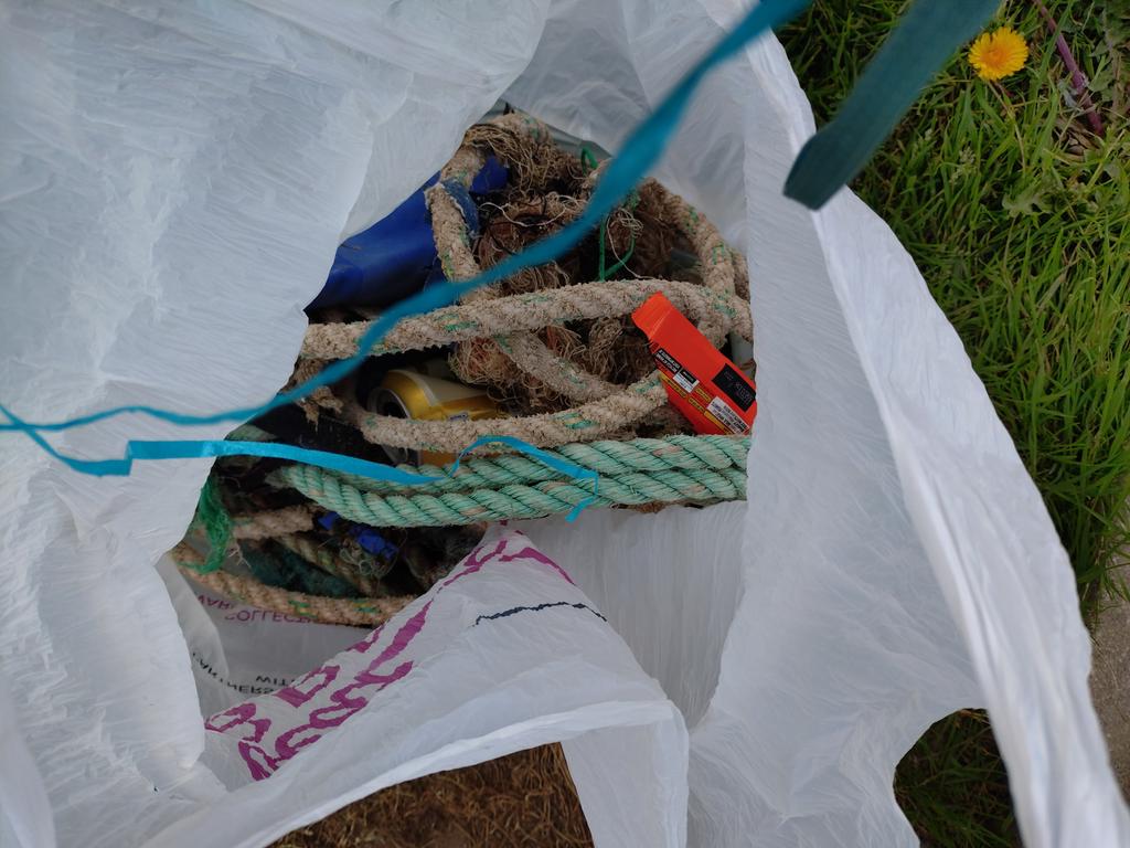 Emma Godley tweet media