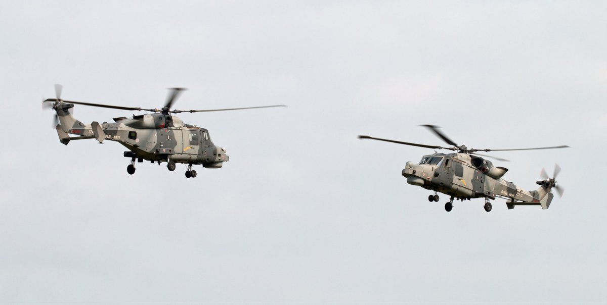 Funtera's tweet image. And from @cosfordairshow it&apos;s the  @RNBlackCats #avgeek #RAFCosfordAirshow