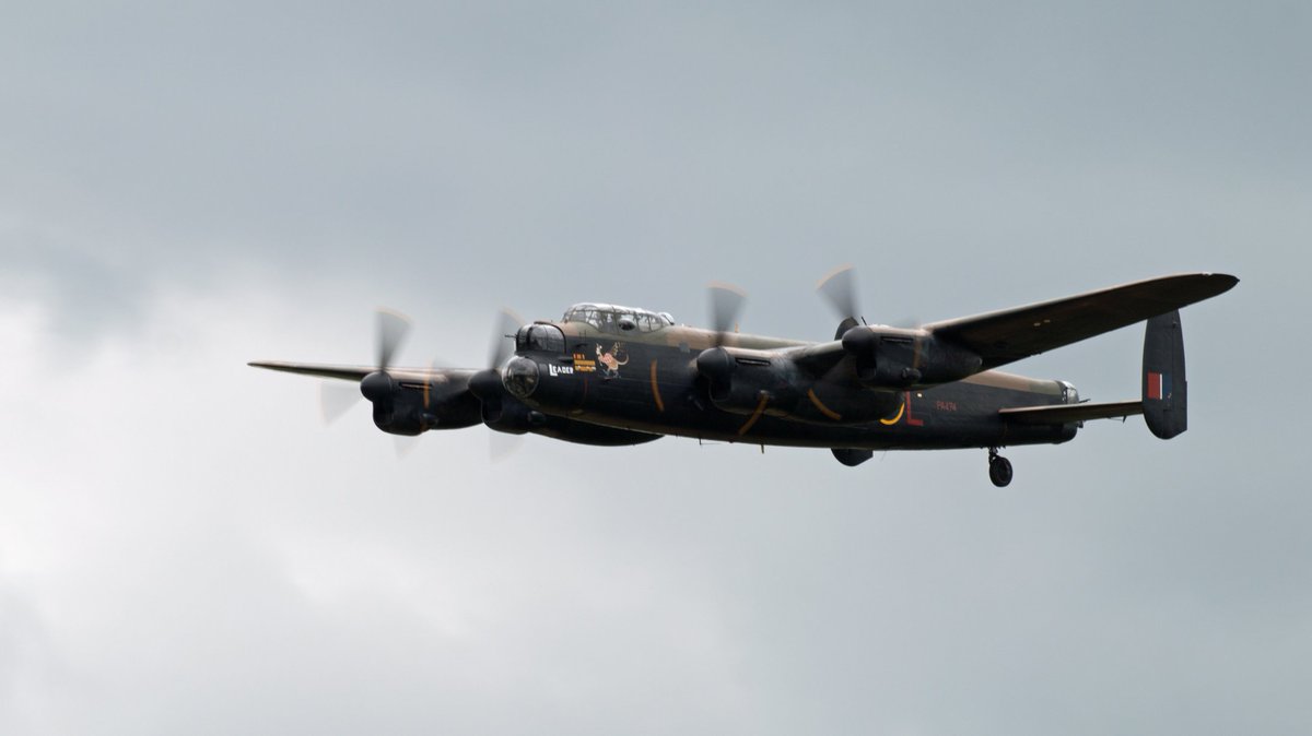 Funtera's tweet image. Now from the @cosfordairshow files it&apos;s the Immortal @RAFBBMF #avgeek #RAFCosfordAirshow