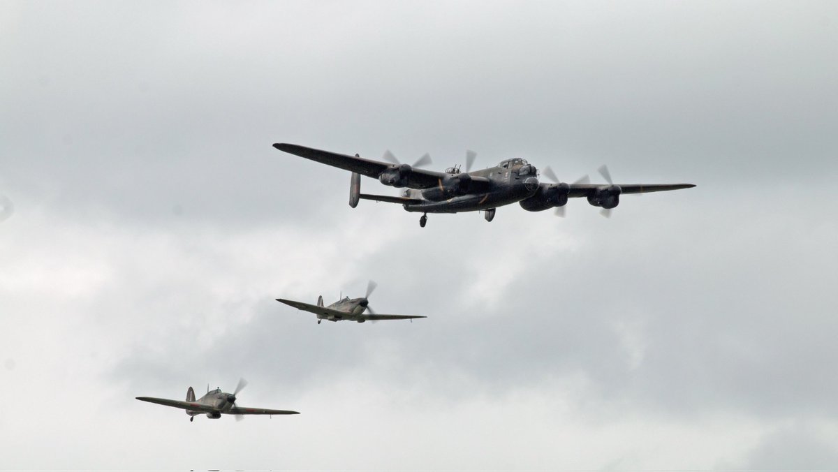 Funtera's tweet image. Now from the @cosfordairshow files it&apos;s the Immortal @RAFBBMF #avgeek #RAFCosfordAirshow